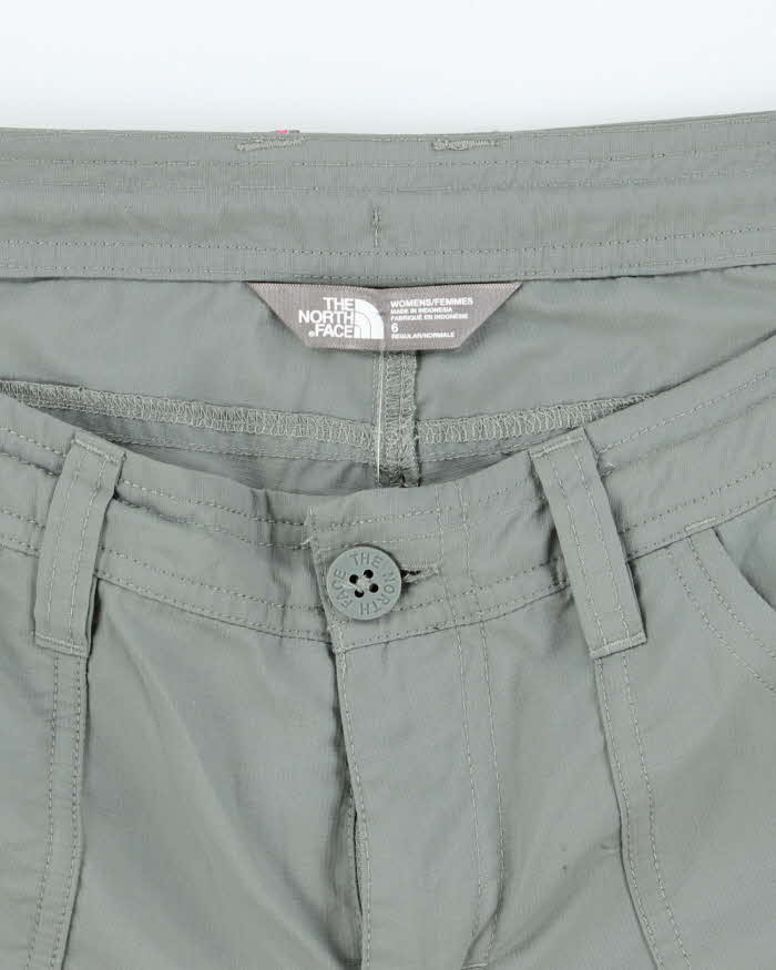 Women's The North Face Grey Active Shorts - W32