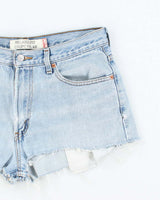 Vintage 00s Levi's Light Wash Denim Shorts - W32