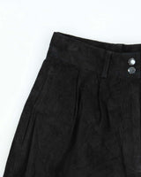 Vintage 1990s David Hollis Women's High Waisted Suede Shorts Below The Knee Shorts - S
