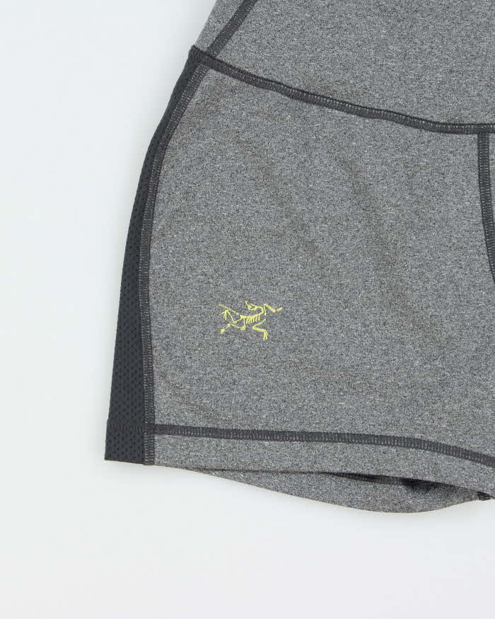 Arc'teryx Women's High-Rise Mini Stretch Adventure Shorts - S