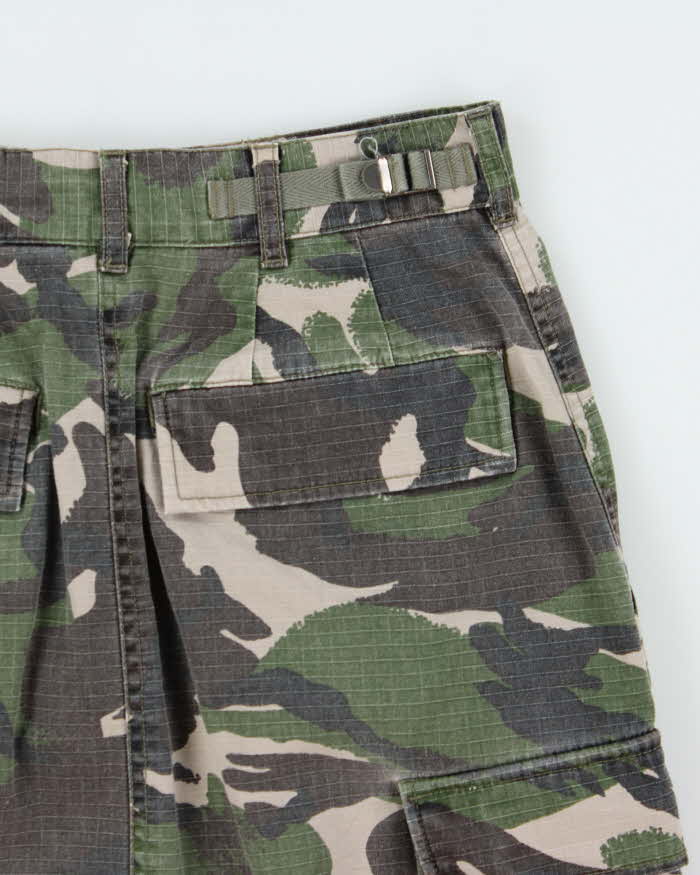 Moussy Camouflage Raw Hem Skirt - XS