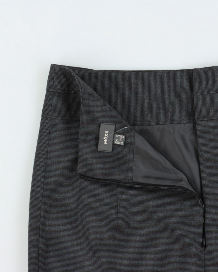 Vintage 2000s Mexx Pleated Hem Pencil Skirt -