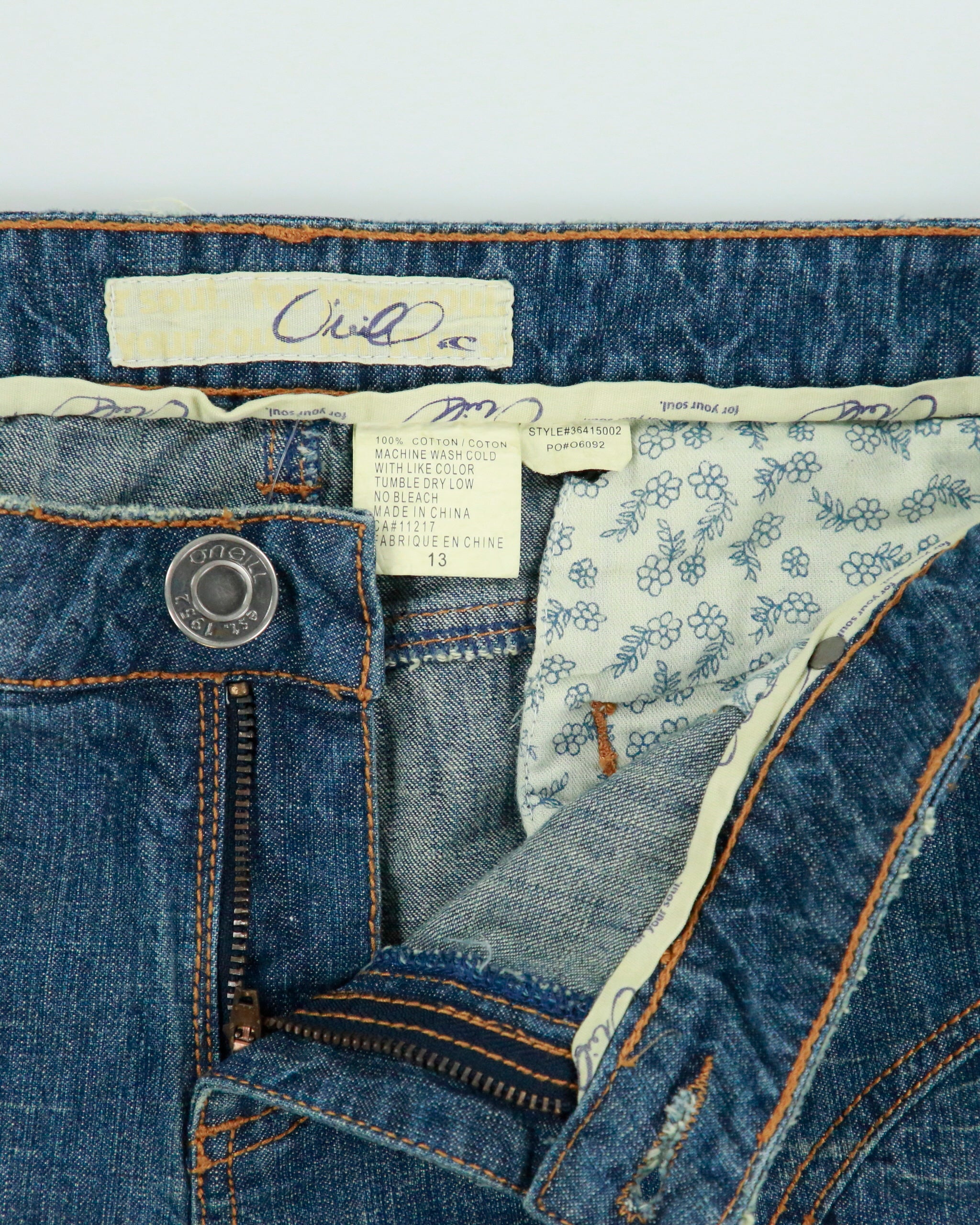 Vintage Y2K 00s O'Neill Flared Raw Hem Denim Skirt - L