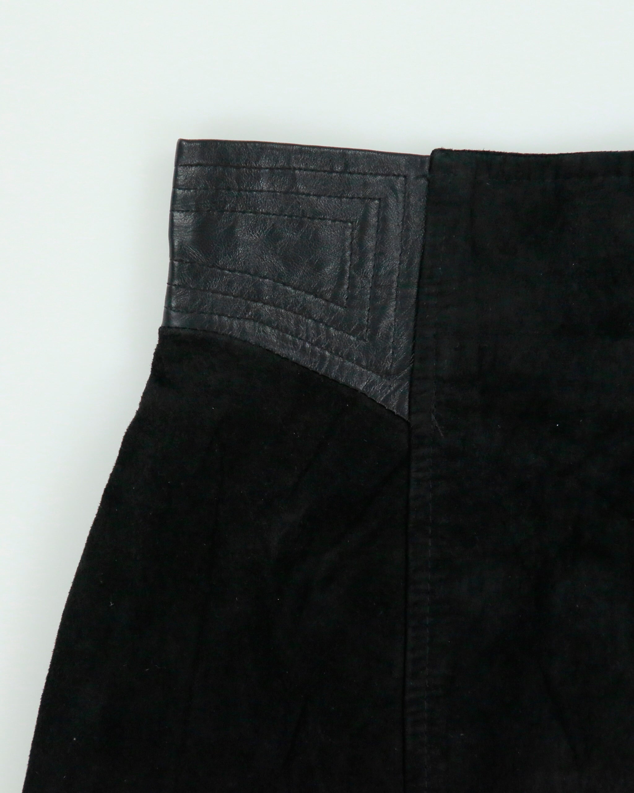 Vintage 1980s Danier Leather Waist Detail Back Split Suede Skirt - XS