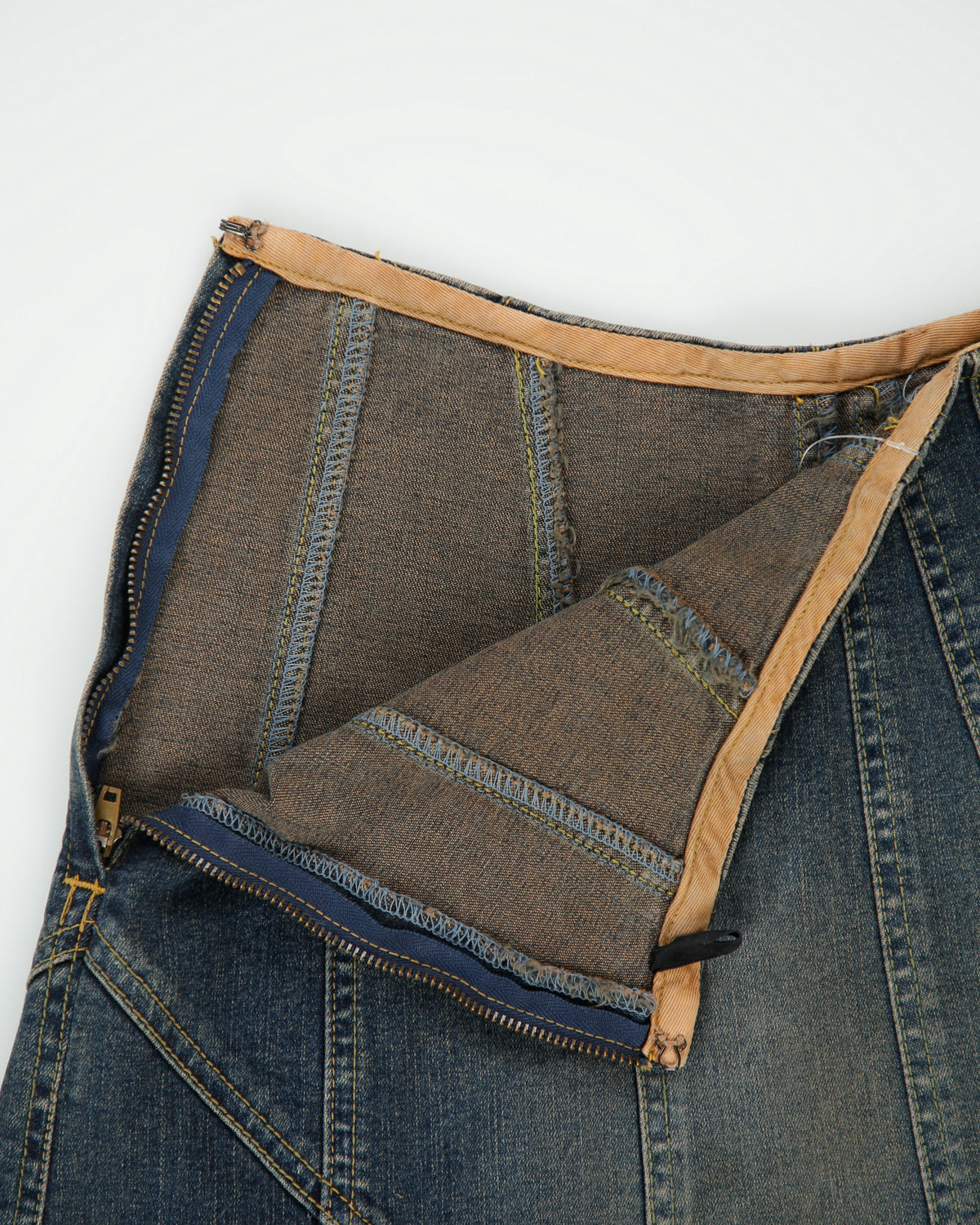 Vintage Y2K 00s Fossi Patchwork Raw Hem Denim Skirt - XXS