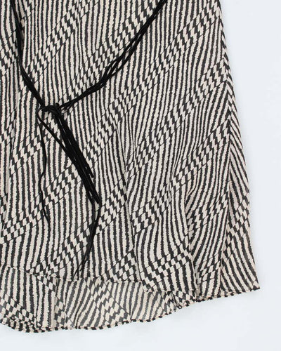 Y2k 00s Pattern Black & White Mesh Skirt - S