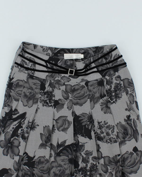 Y2k 00s Floral Grey Mesh Lined Pleated Skirt - XXL