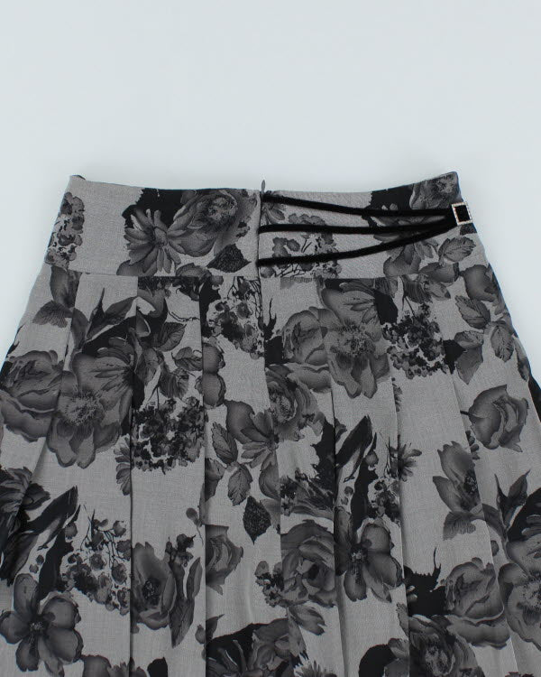 Y2k 00s Floral Grey Mesh Lined Pleated Skirt - XXL