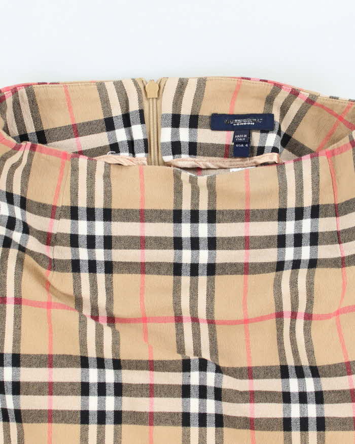 Vintage Y2K Women's Burberry Novacheck Mini Skirt - S