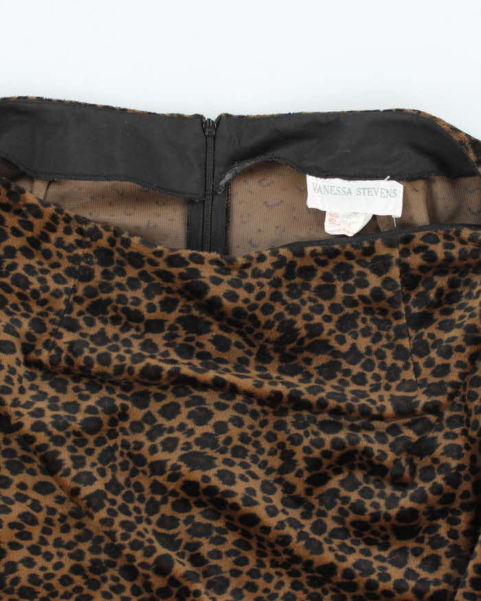 Vintage 90s Vanessa Stevens Leopard Print Velvet Skirt - S