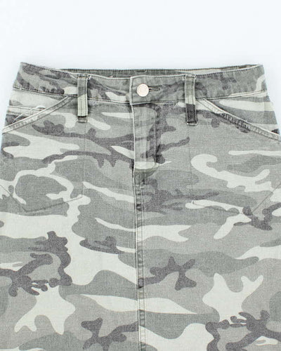 Vintage Y2k 00s Blu Camouflage Skirt - XS