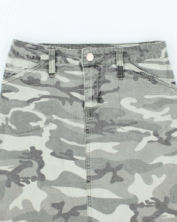 Vintage Y2k 00s Blu Camouflage Skirt - XS