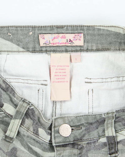 Vintage Y2k 00s Blu Camouflage Skirt - XS