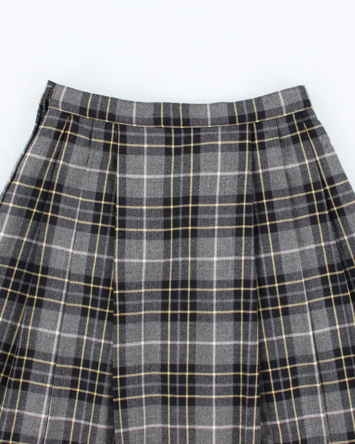 Vintage Burberry Checked Pleated Wool Skirt - XS