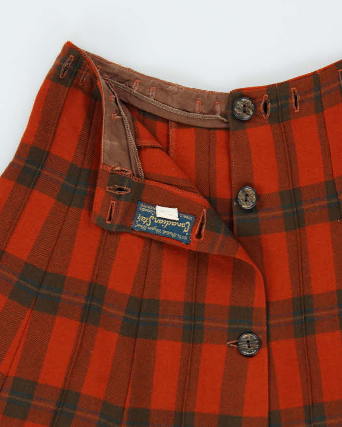 Vintage 1960s Canadian Star Hand Crafted British Wool Women's Tartan Flared Skirt - S