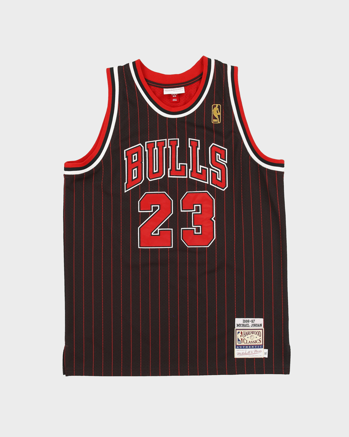 Mitchell &amp; Ness Hardwood Classics 1996-97 Chicago Bulls Michael Jordan Stitched Pinstripe Away Women's Basketball Jersey - XL