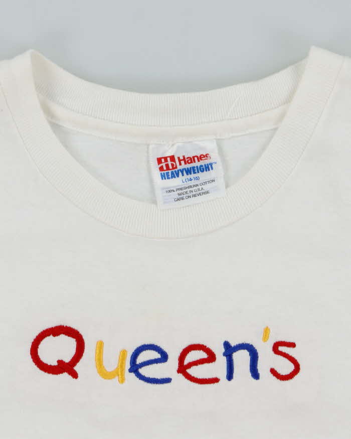 Vintage Y2K Hanes Queens Embroidered Graphic Baby Fit T-Shirt - L
