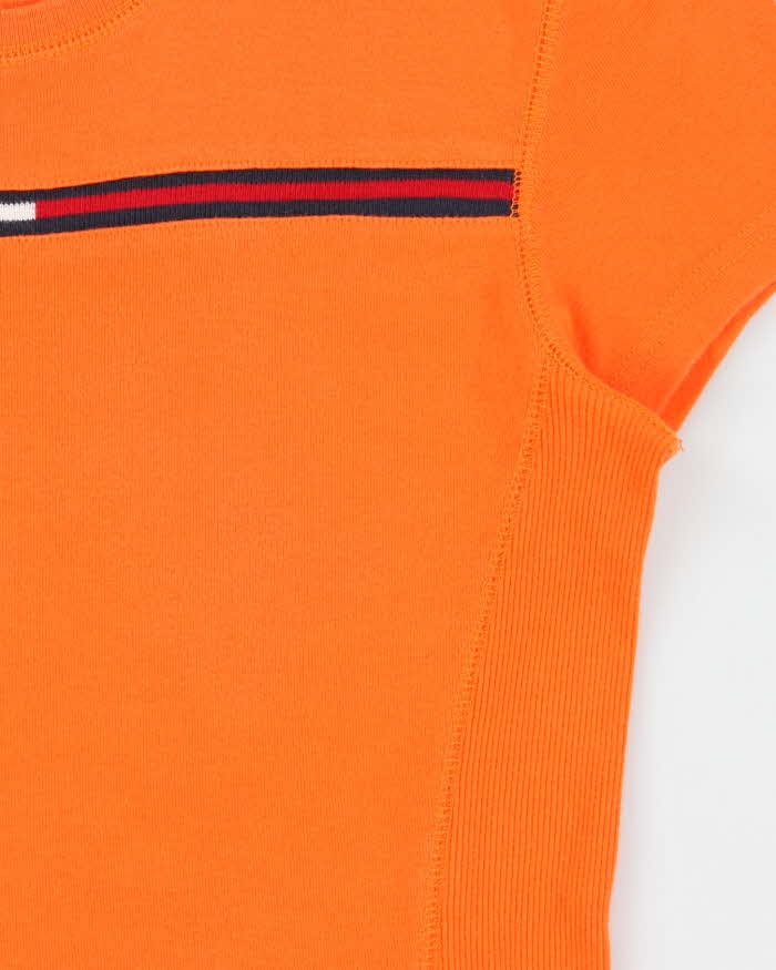 Vintage Y2K 00s Tommy Hilfiger Women's Embroidered Ribbed Crewneck Baby Tee - M