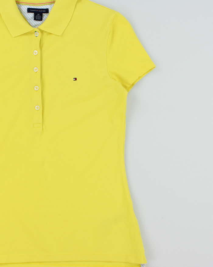 Vintage Y2K 00s Tommy Hilfiger Women's Short Sleeve Polo Shirt - S