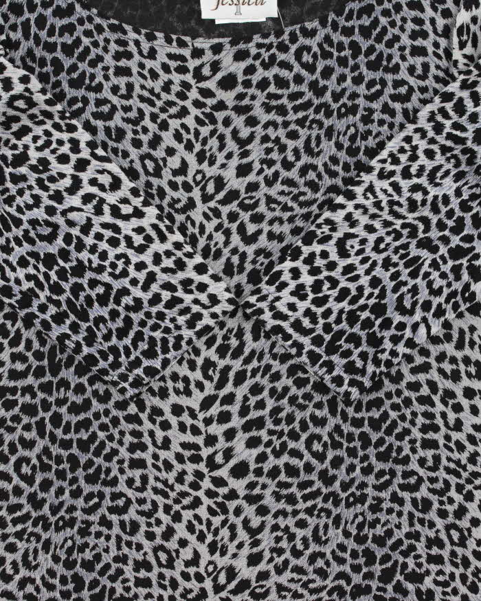Vintage 1990s Jessica Leopard Print Slinky 3/4 Length Sleeve Top - L