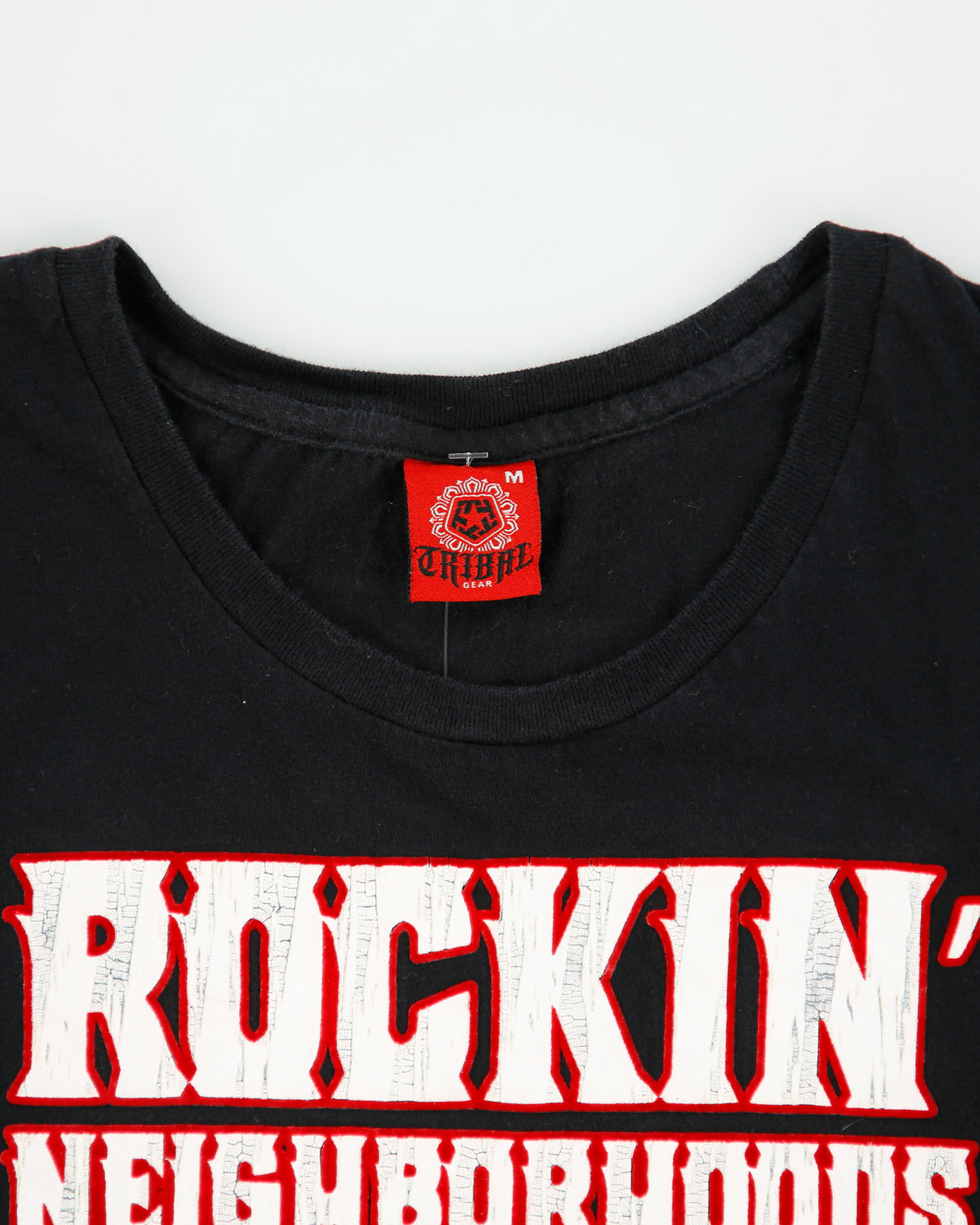 Vintage Y2K 2000s Tribal Gear Slogan Baby Tee - M