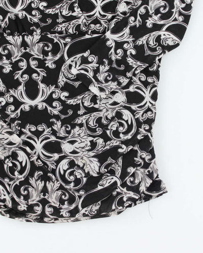 Y2k 00s Suzy Shier Pattern Top - M