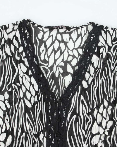 Y2k 00s Violet & Claire Pattern Mesh Blouse - XL
