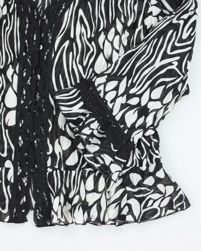 Y2k 00s Violet & Claire Pattern Mesh Blouse - XL