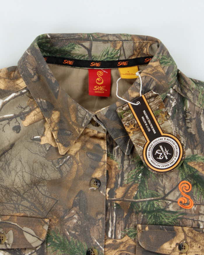 Deadstock Vintage She Realtree Camouflage Shirt - L