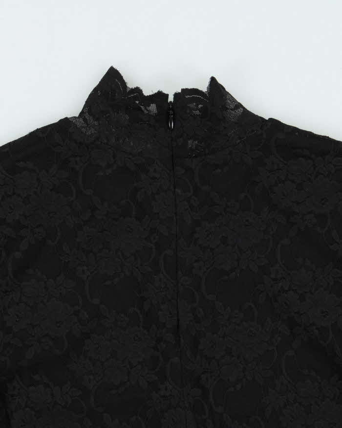 Vintage Y2k 00s Vince Camuto High Neck Bell Sleeve Lace Top - S