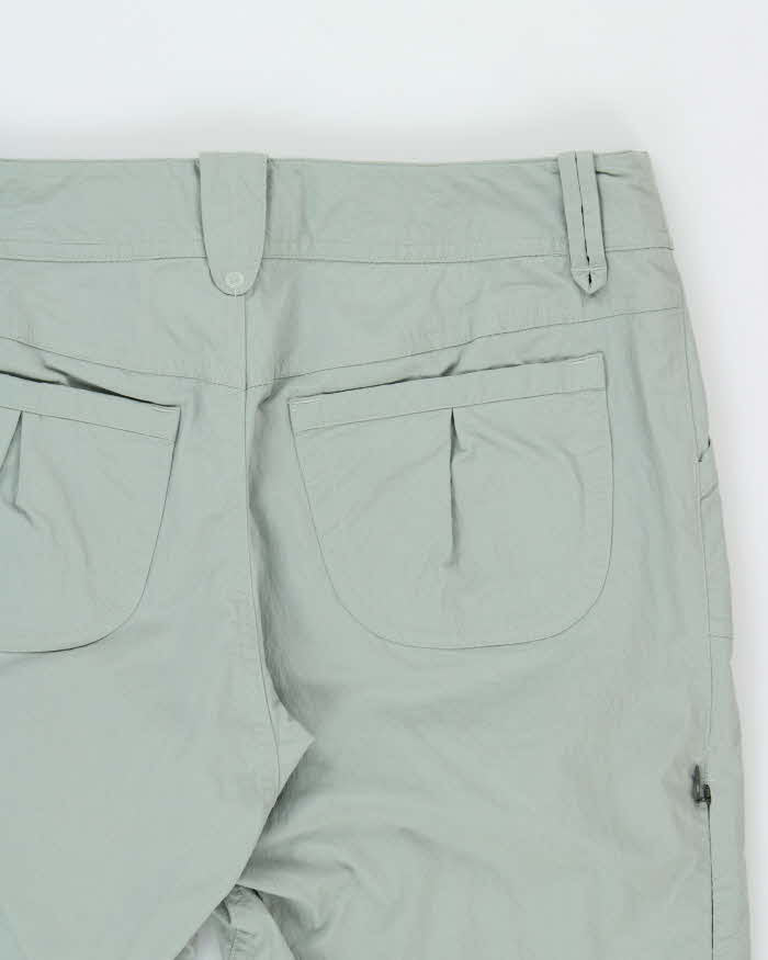 Vintage Y2K 00s Arc'teryx Women's Sage Green Low-Rise Bootcut Hiking Trousers - W30 L30