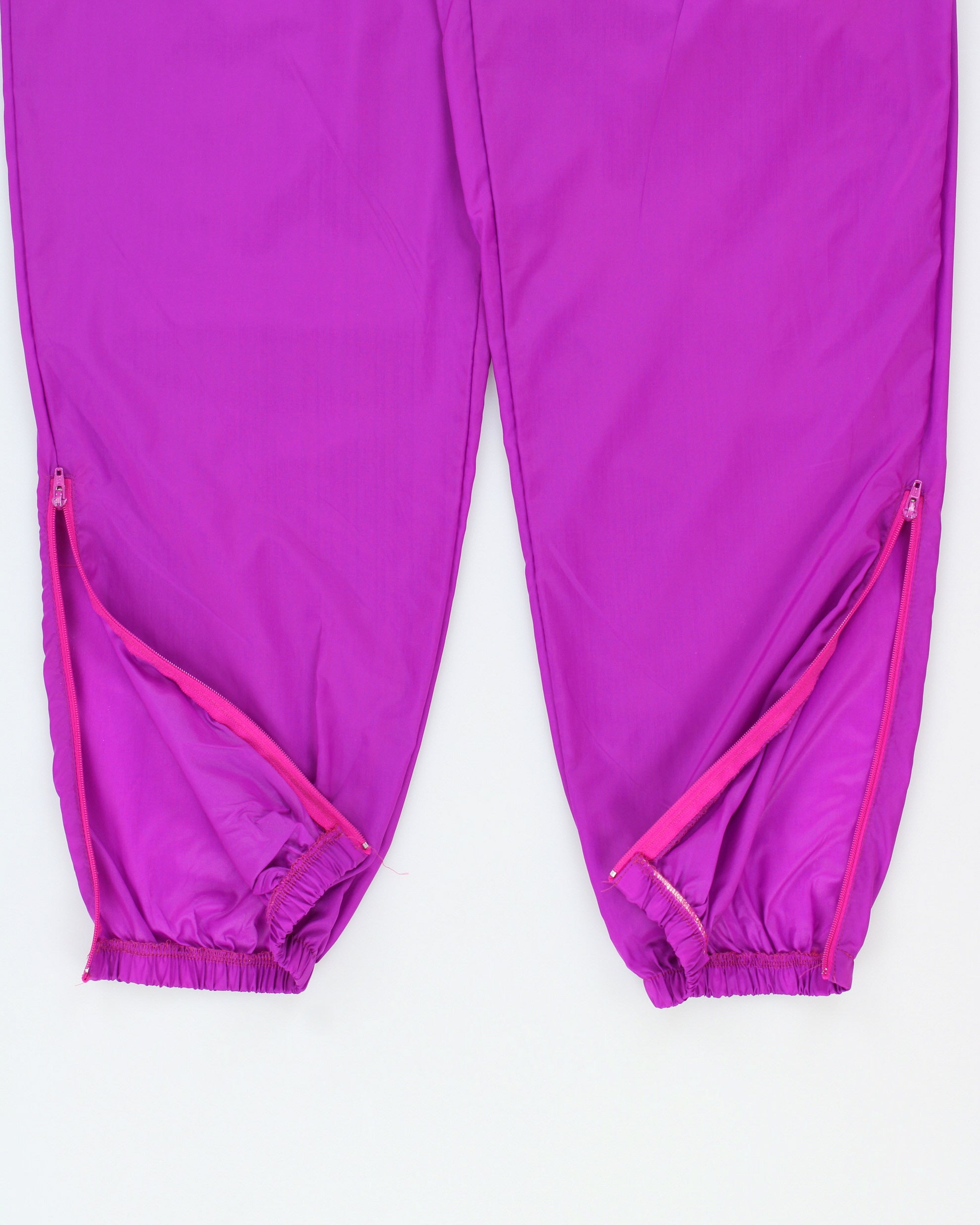 Vintage 1992 Nike Women's Relaxed Fit Elastic Cuff Shell Tracksuit Bottoms - M