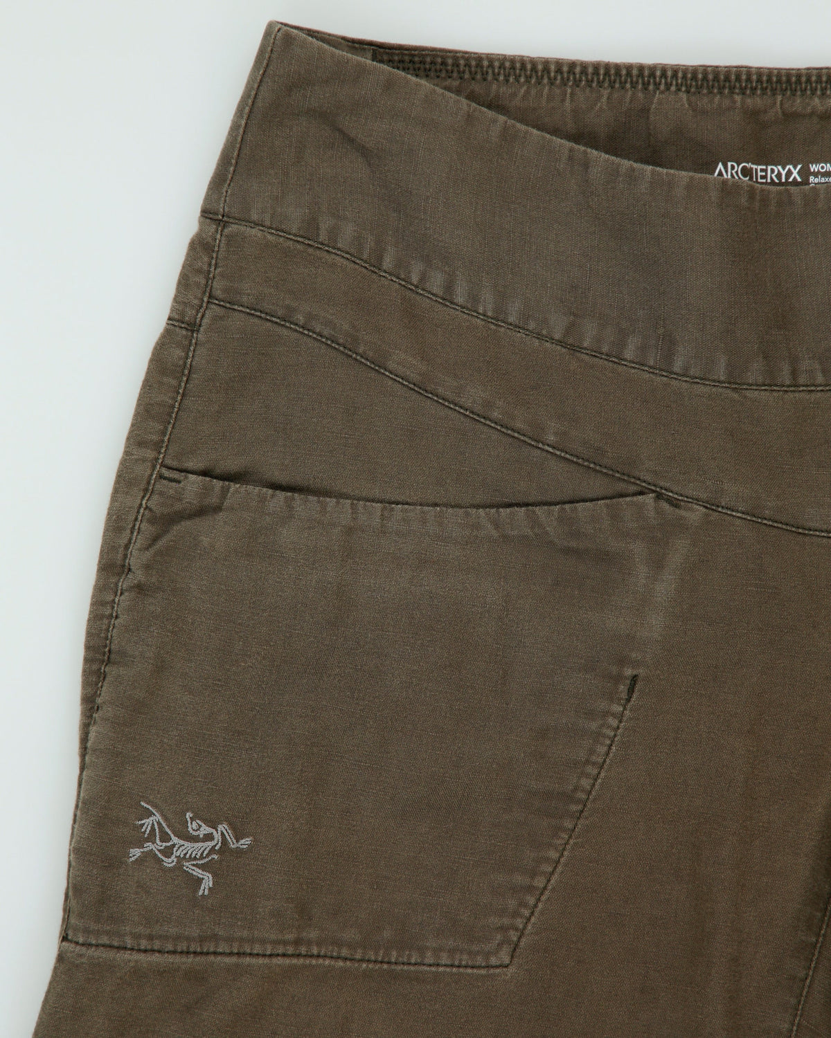 Vintage Arc'teryx Khaki Spadina Women's Linen Blend Low-Rise Relaxed Fit Adjustable Straight Leg Casual Trousers - W28 L32
