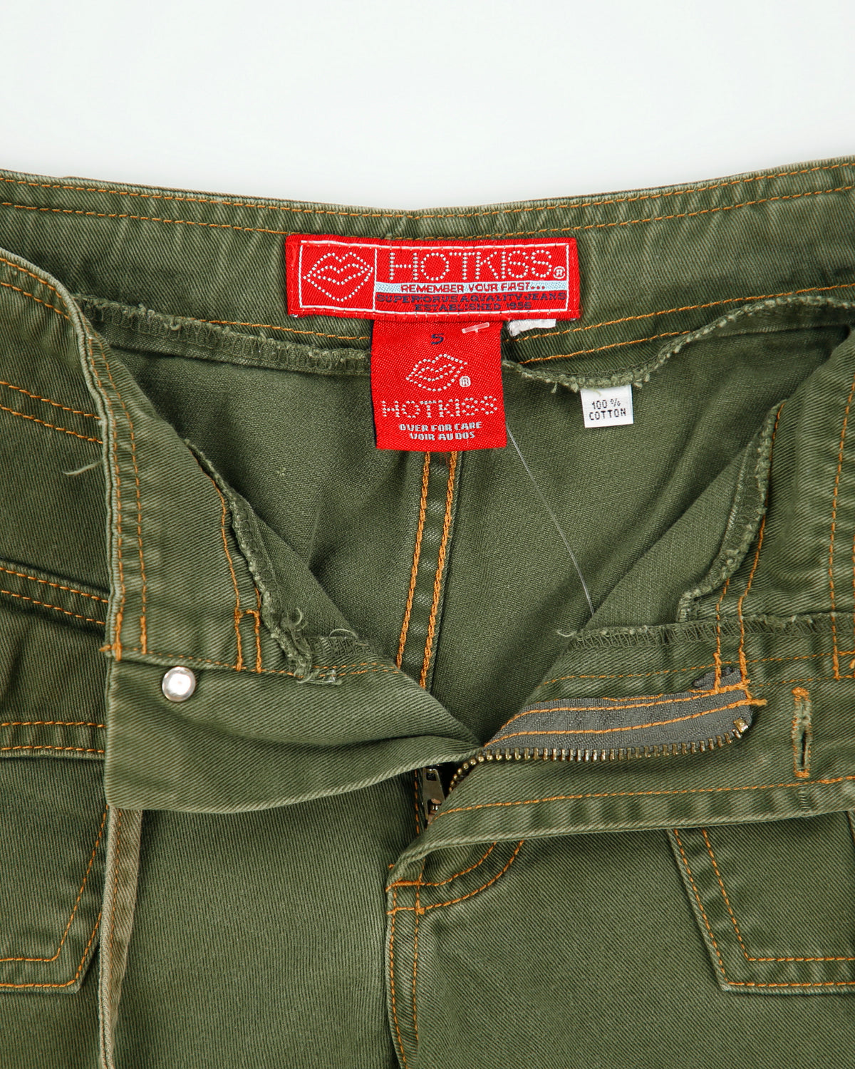 Vintage Y2K 00s Hot Kiss Women's Khaki Low Rise Patch Pocket Relaxed Fit Denim Capri Trousers - W29 L22