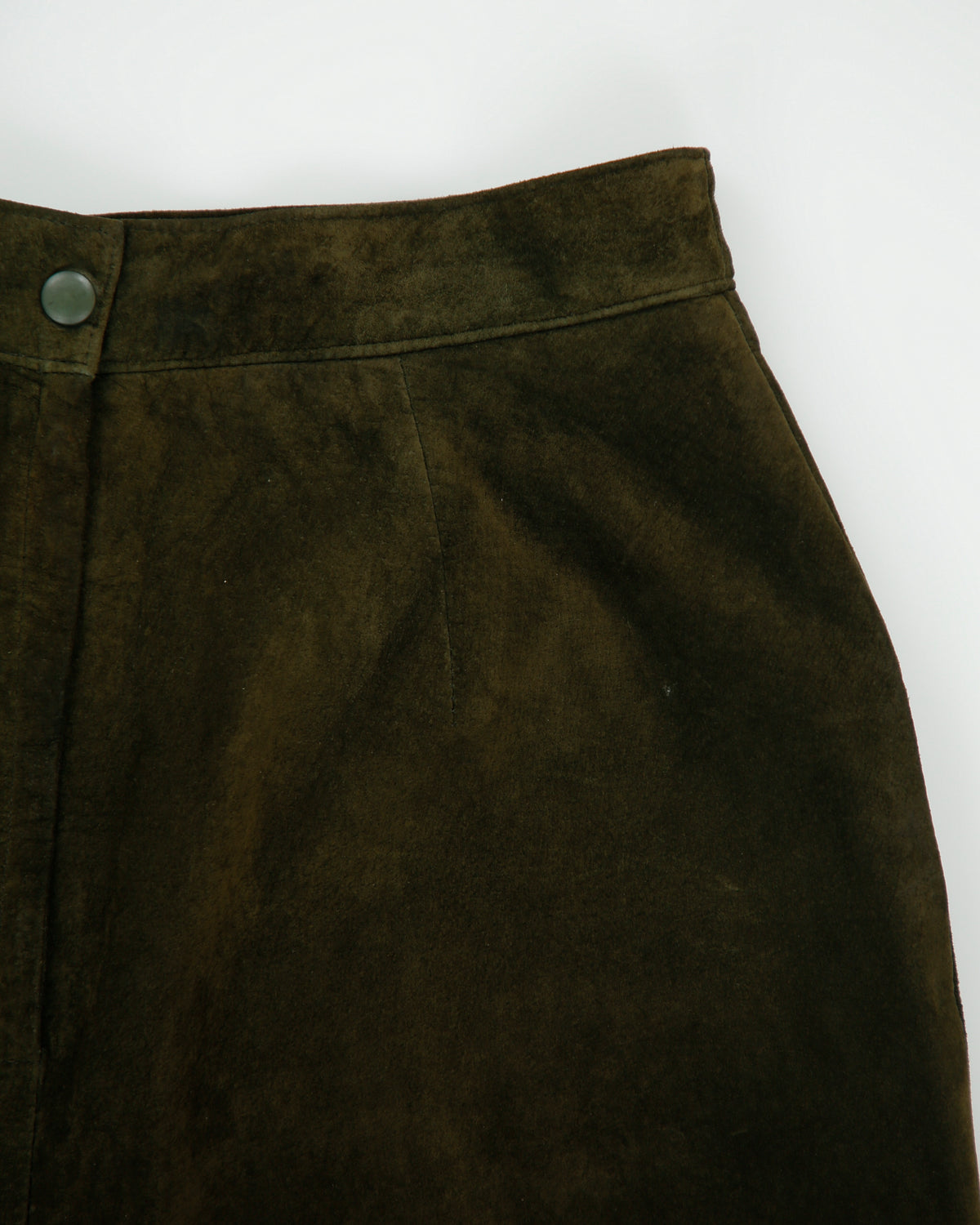 Vintage 1990s Danier Women's Olive Moss Suede High Rise Relaxed Slim Fit Zip Cuff Trousers - W29 L33