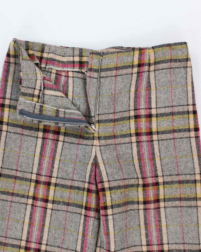 Womens Grey and Pink Plaid Wool Straight Leg Trousers - M