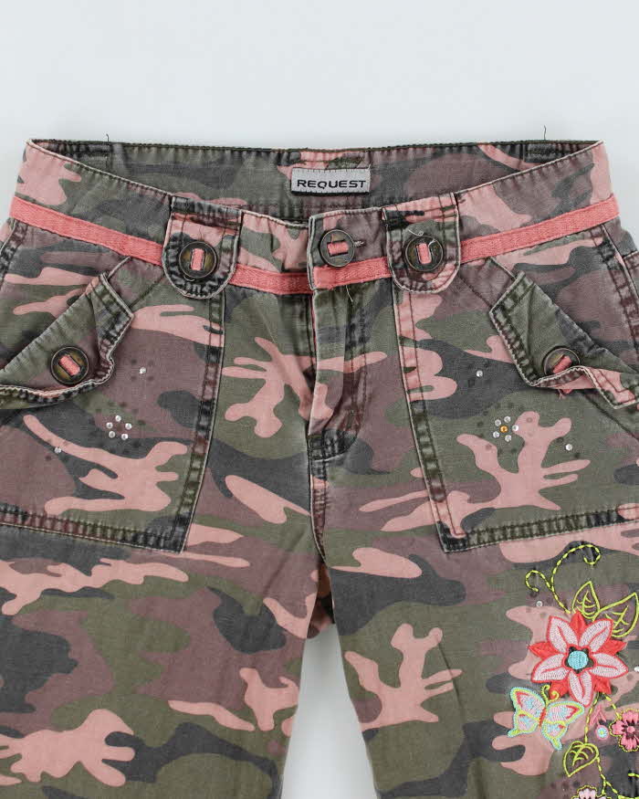 Y2k 00s Pink Camouflage Capri Trousers - W26