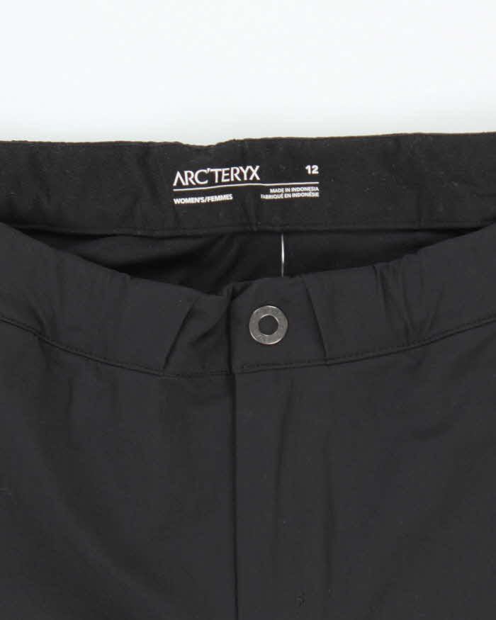 Vintage Women's Arc'teryx Lightweight Hiking Trousers - W32 L30