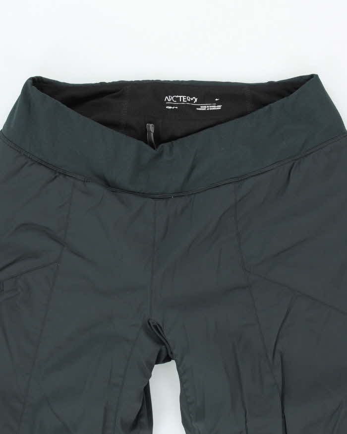Vintage Women's Arc'teryx Inuslated 3/4 Length Trousers - W26 L20