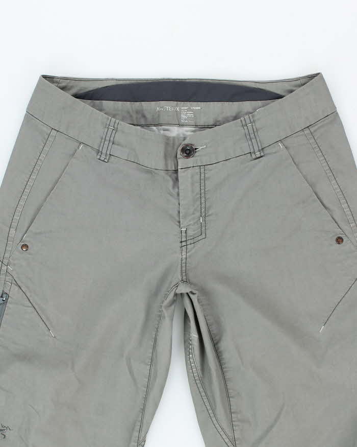 Vintage Women's Arc'teryx Multi Pocket Utility Trousers - W28 L30