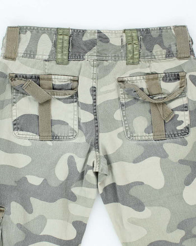 Vintage Y2k 00s Seduction Camouflage Cropped Trousers - W29 L27