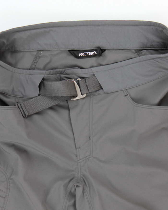 Vintage Arc'teryx Slim Fit Lightweight Utility Hiking Trousers - W32 L24