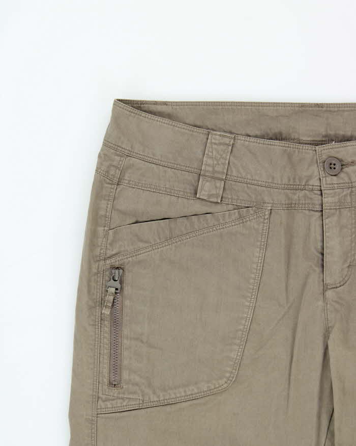 Vintage The North Face Women's Khaki Low Rise Straight Leg Utility Trousers - W32 L31