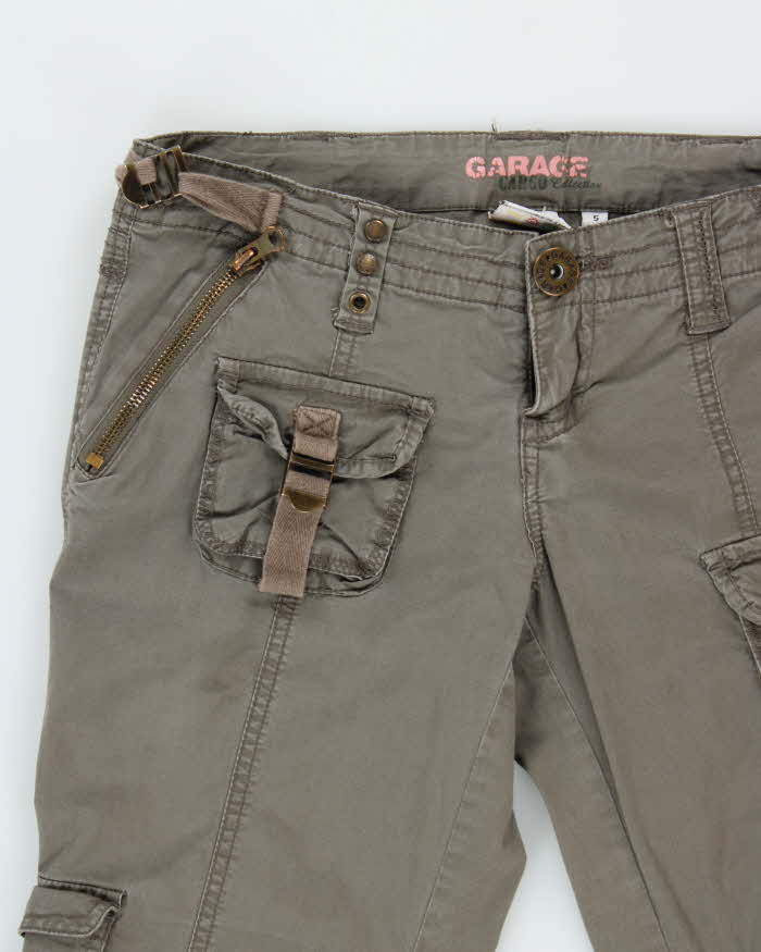 Vintage Y2K 00s Garage Women's Low Rise Bootcut Cargo Trousers - W29 L32