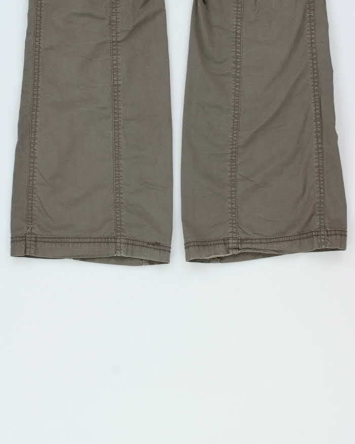 Vintage Y2K 00s Garage Women's Low Rise Bootcut Cargo Trousers - W29 L32