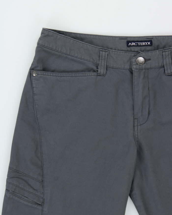 Vintage Arc'teryx Women's Gamma Low Rise Wide Leg Technical Hiking Trousers - W30 L34