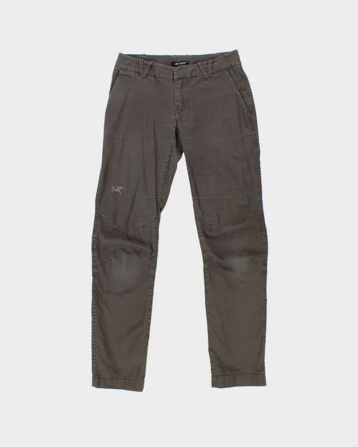 Vintage Arc'teryx Women's Khaki Low-Rise Trim Fit Canvas Hiking Trousers - W28 L30