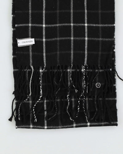 Calvin Klein Black Checked Fringed Scarf