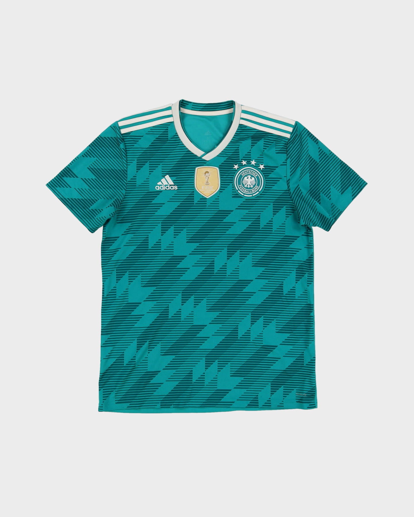 Germany 2018 Champions Badge Green Adidas Football Shirt / Jersey - M