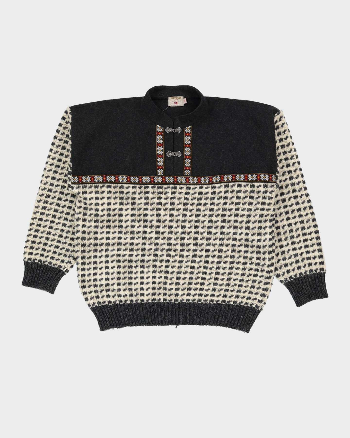 Vintage 80s Dark Grey / Cream Norwegian Heavy Quarter-Button Knit - XL